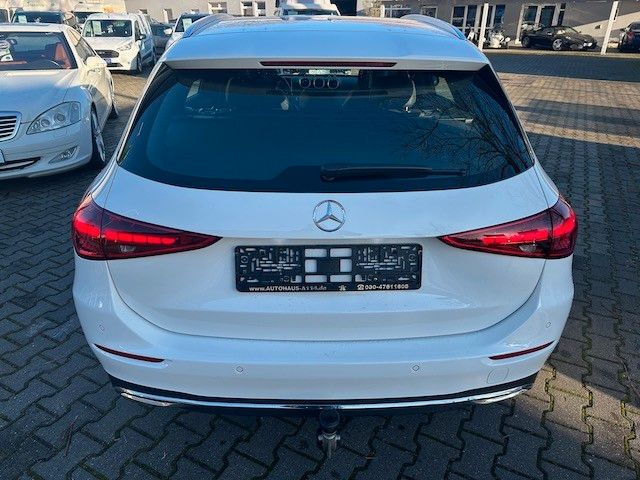 Mercedes-Benz C 200 2025