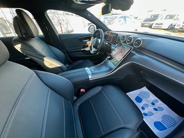 Mercedes-Benz C 200 2025