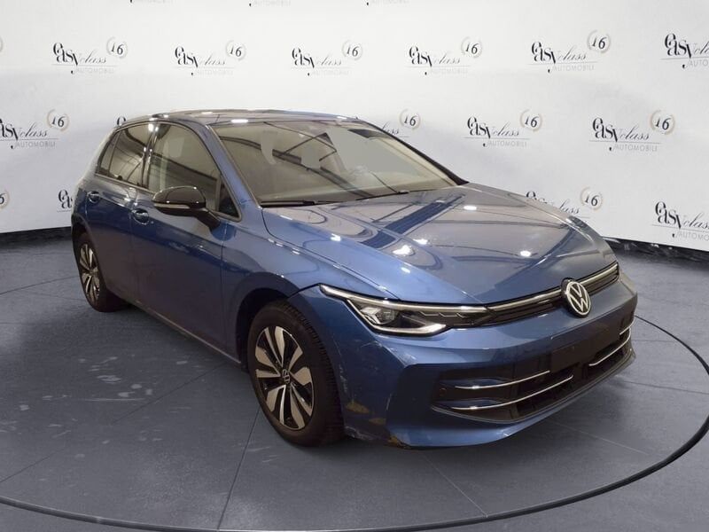 Volkswagen Golf 2025