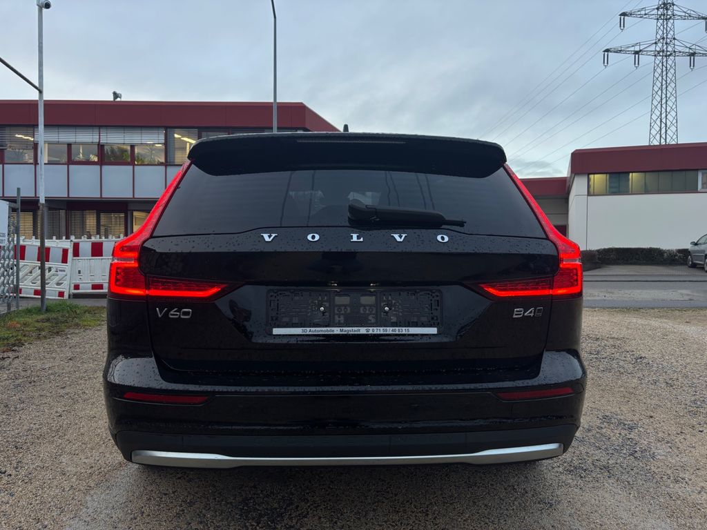 Volvo V60 2022