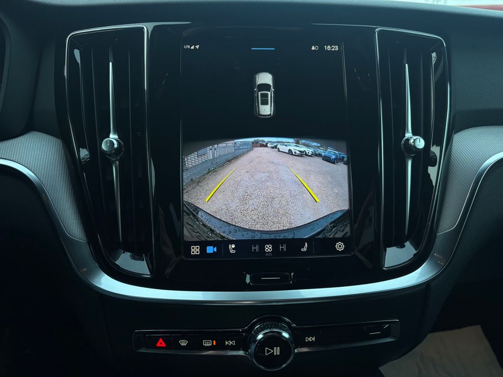 Volvo V60 2022