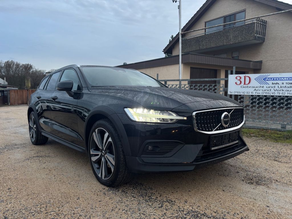 Volvo V60 2022