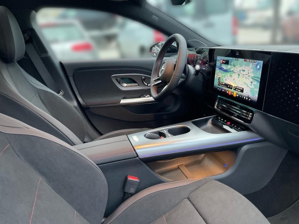 Mercedes-Benz CLA 350 2025