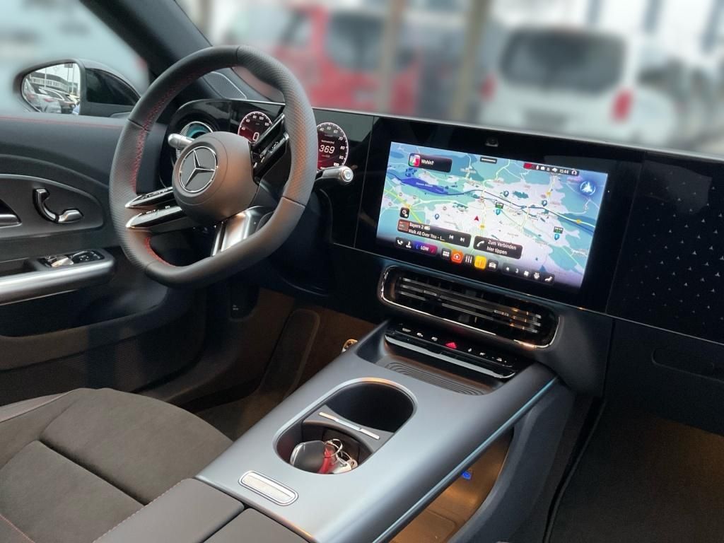 Mercedes-Benz CLA 350 2025