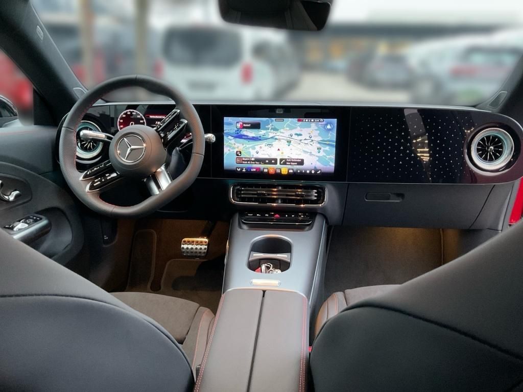 Mercedes-Benz CLA 350 2025