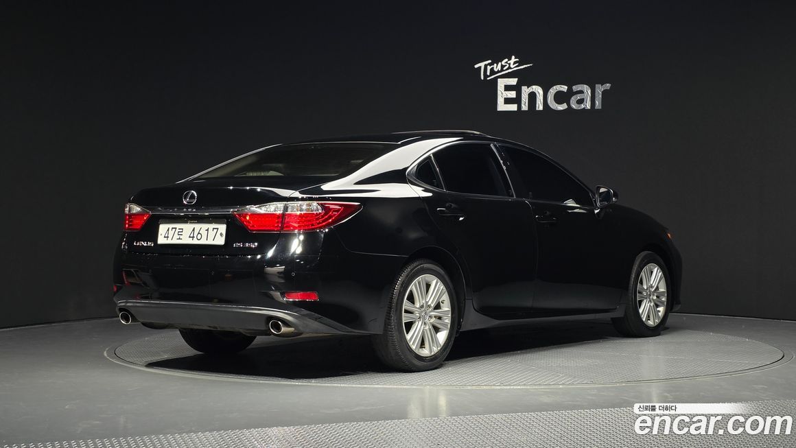 Lexus ES 2015
