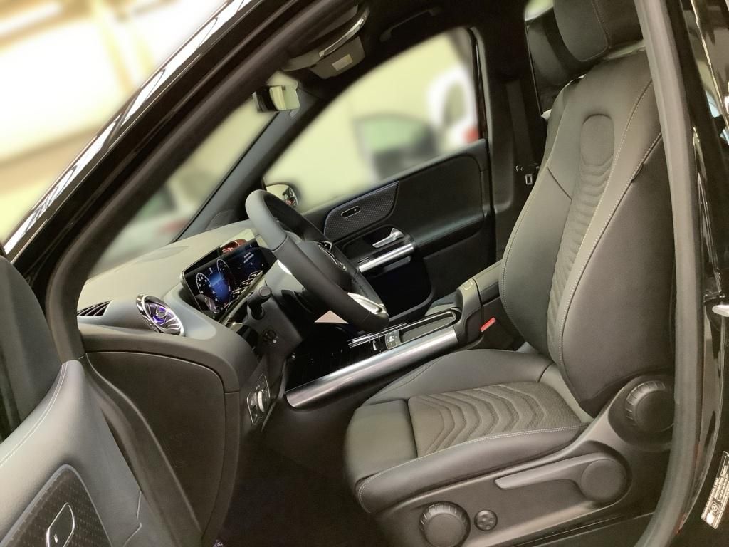 Mercedes-Benz B 200 2025