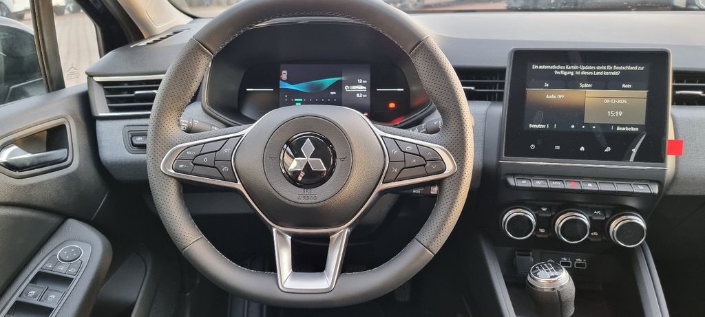 Mitsubishi Colt 2025