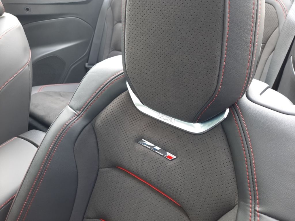 Chevrolet Camaro 2023