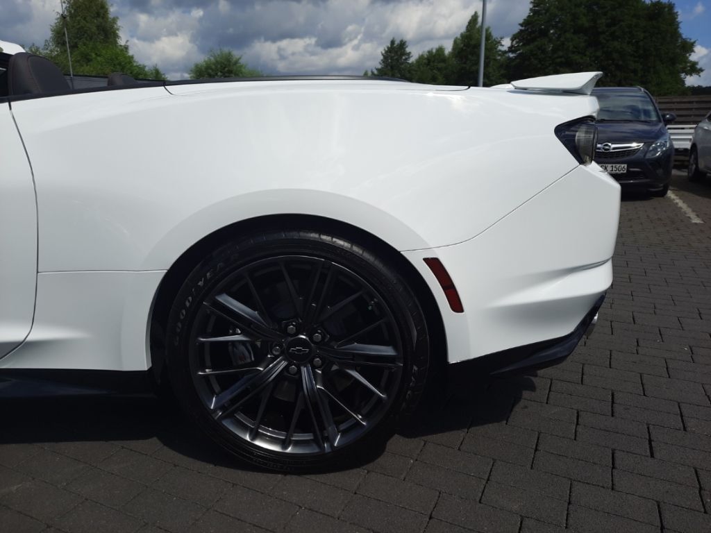Chevrolet Camaro 2023