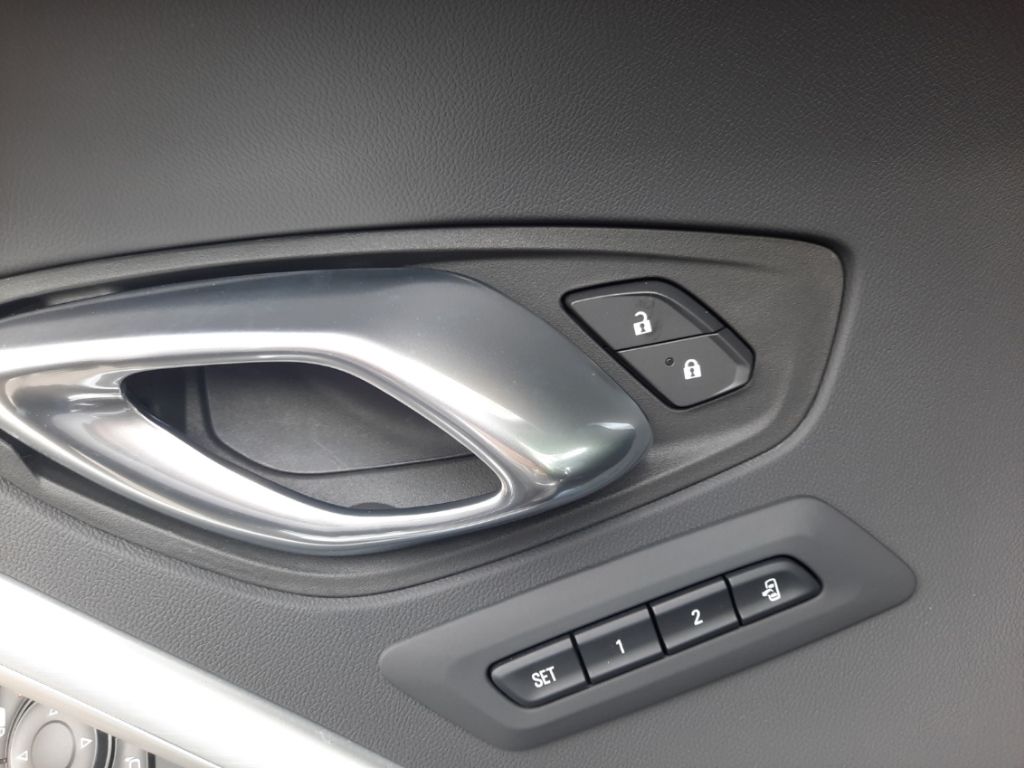 Chevrolet Camaro 2023