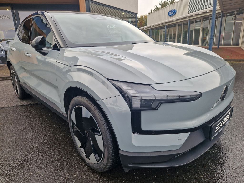 Volvo EX30 2024