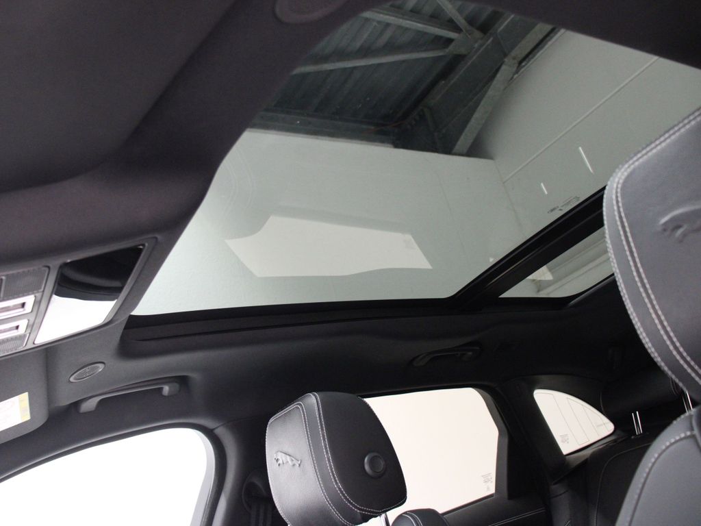 Jaguar F-Pace 2025