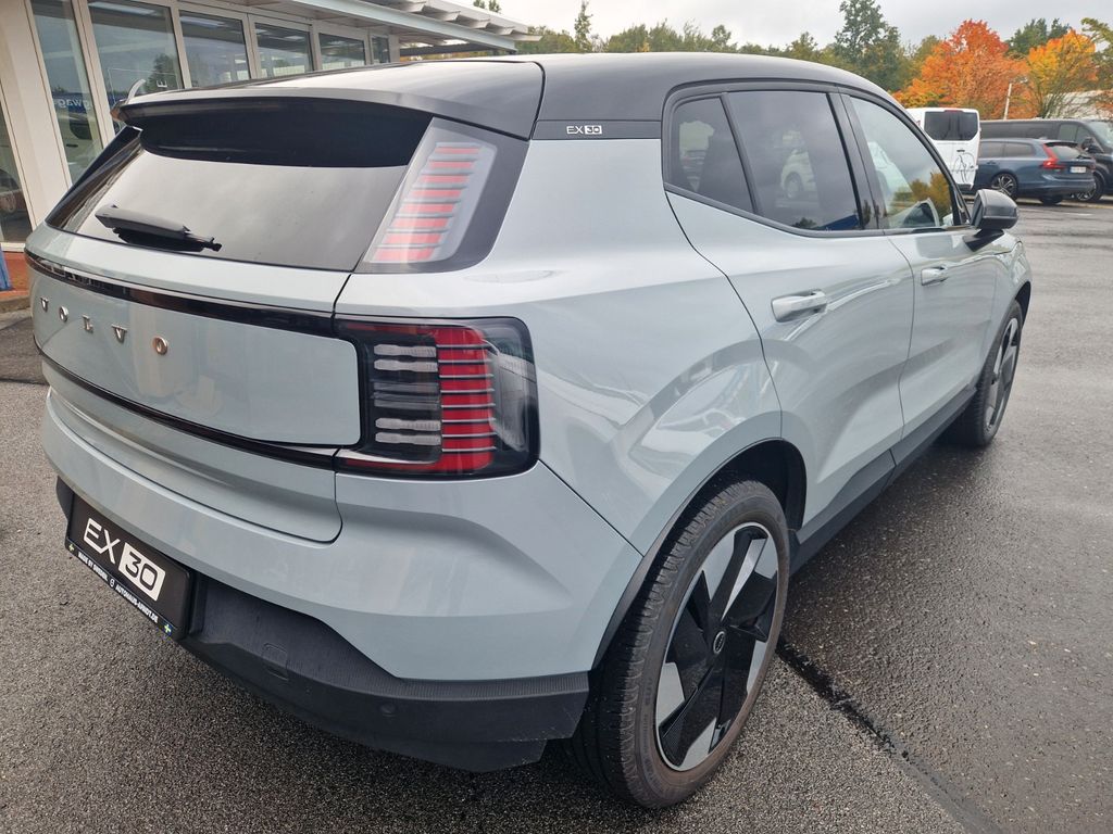 Volvo EX30 2024