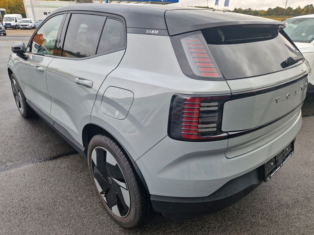 Volvo EX30 2024
