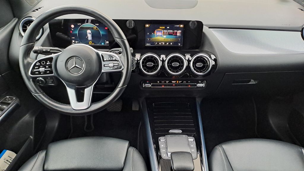 Mercedes-Benz B 180 2022
