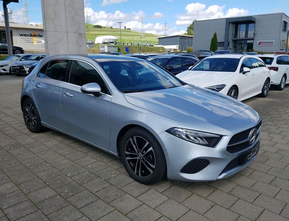 Mercedes-Benz A 200 2024