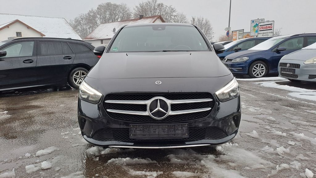 Mercedes-Benz B 180 2022