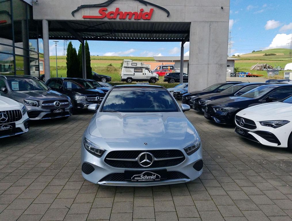 Mercedes-Benz A 200 2024