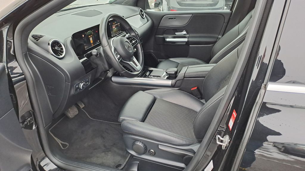 Mercedes-Benz B 180 2022