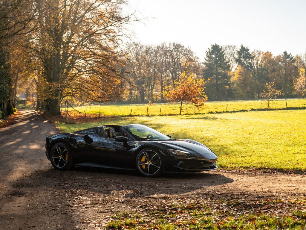 Ferrari 296 GTS 2024