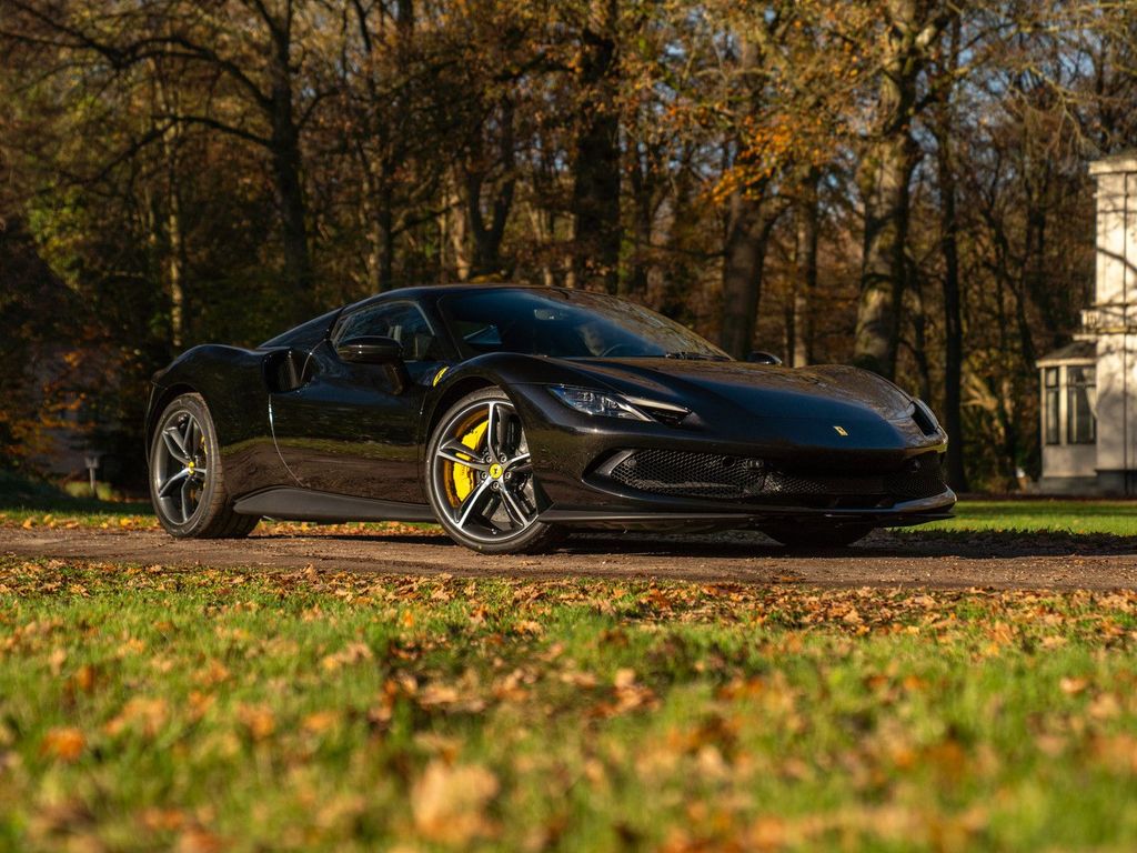 Ferrari 296 GTS 2024