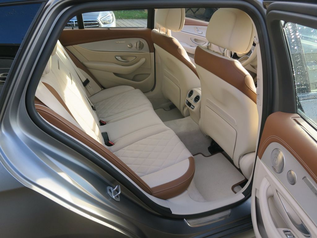 Mercedes-Benz E 300 2021