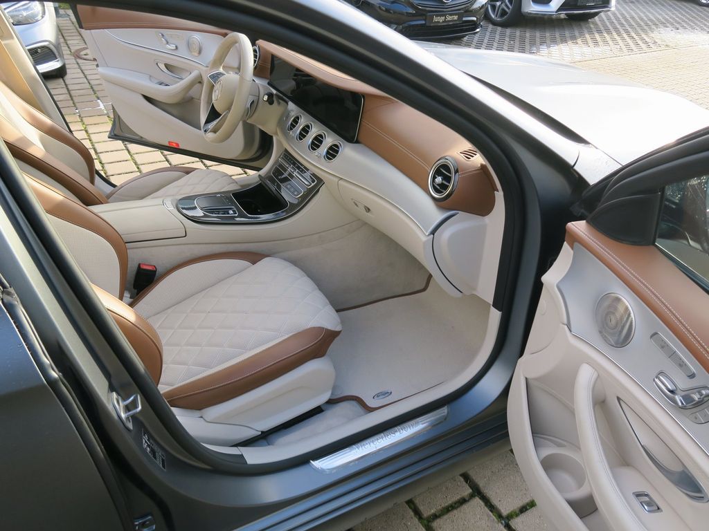 Mercedes-Benz E 300 2021