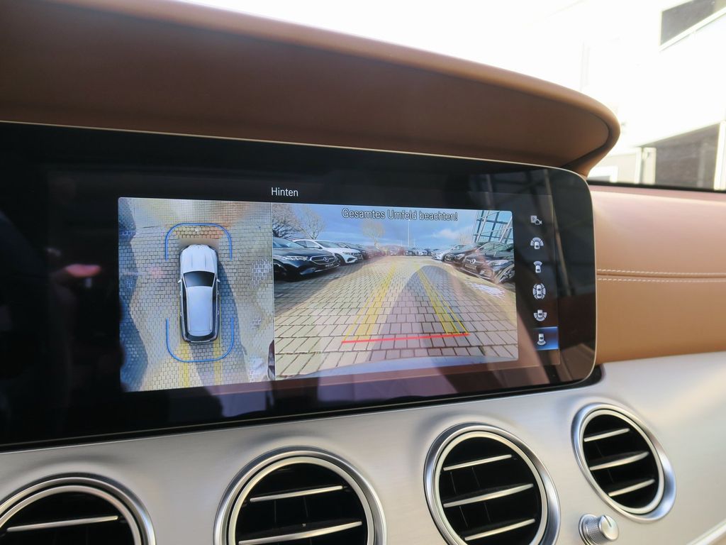 Mercedes-Benz E 300 2021