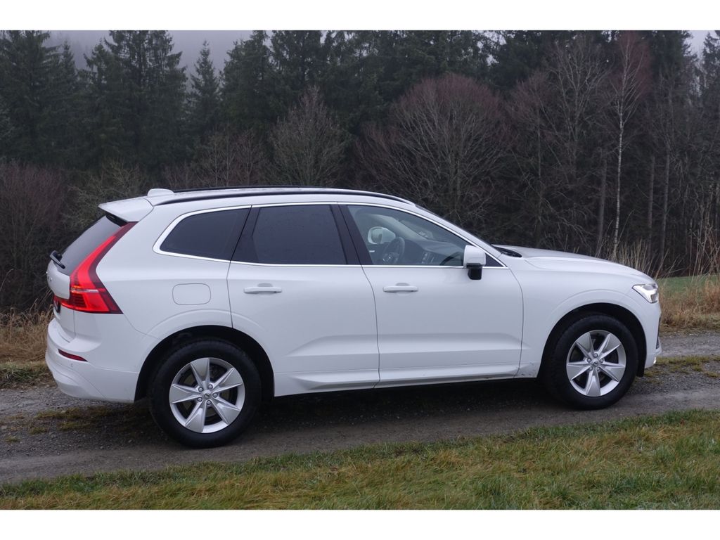 Volvo XC60 2022