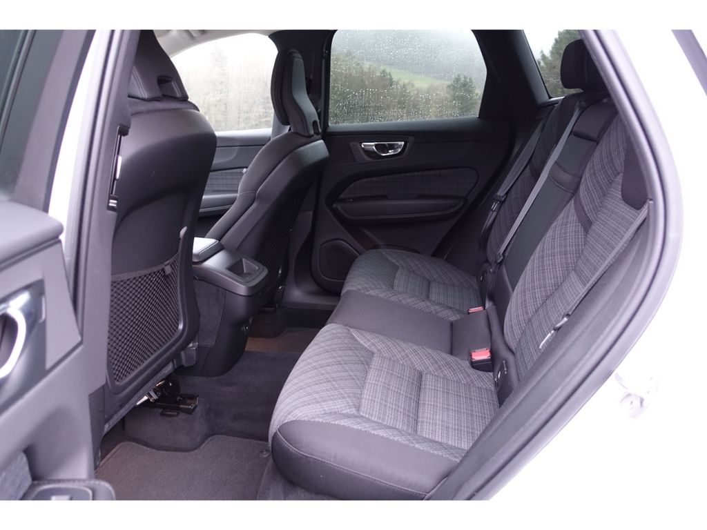 Volvo XC60 2022