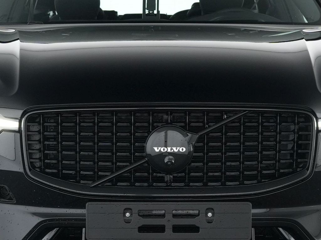 Volvo XC60 2025