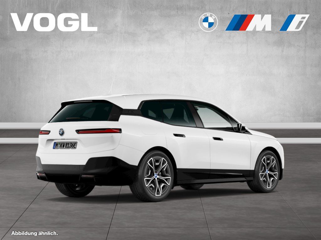BMW iX 2022
