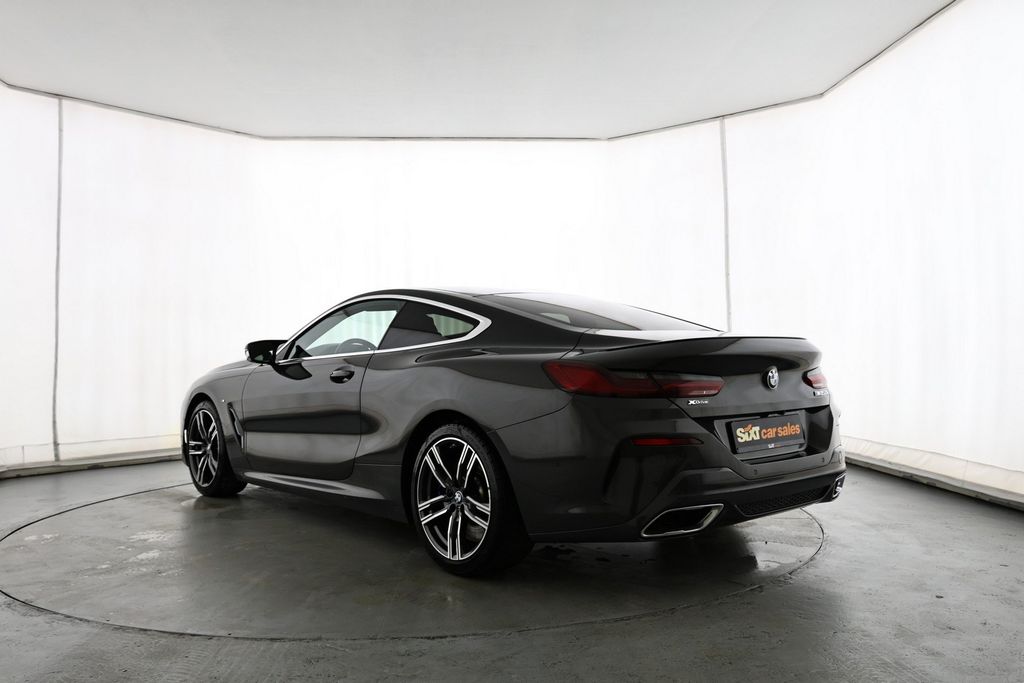 BMW M850 2023