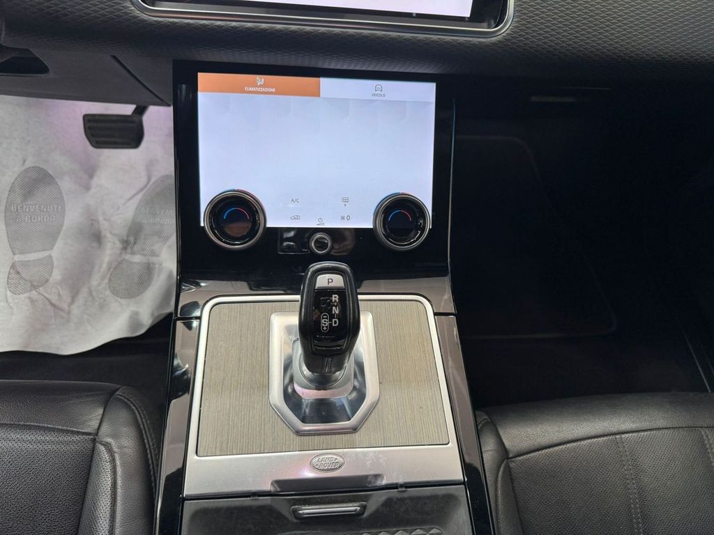 Land Rover Range Rover Evoque 2021