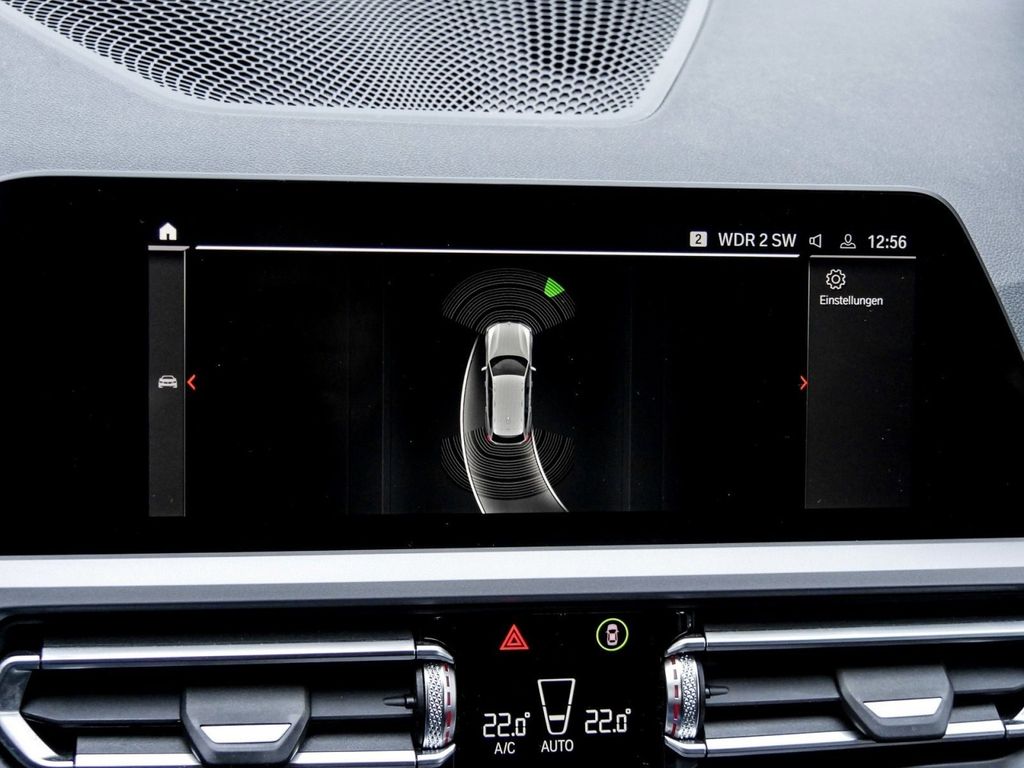 BMW 318 2021