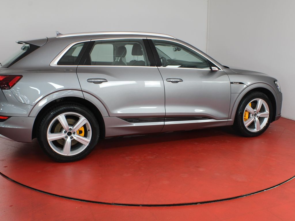 Audi e-tron 2020