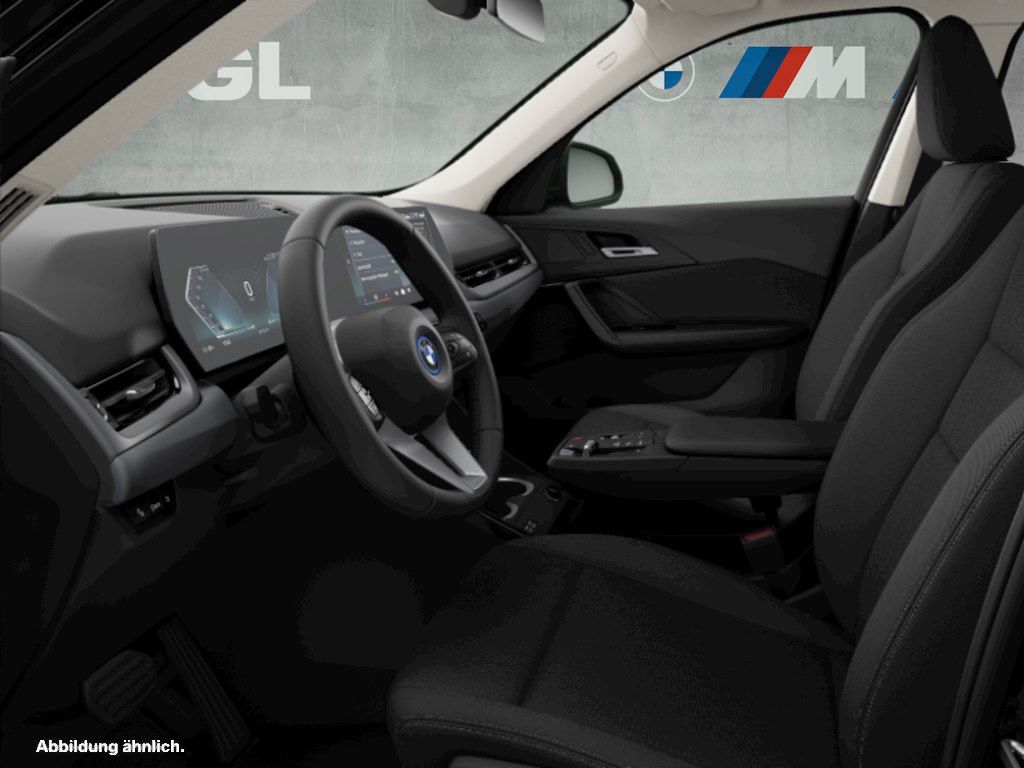 BMW iX1 2023