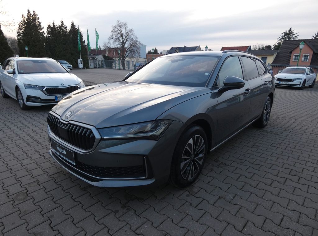 Skoda Superb 2025