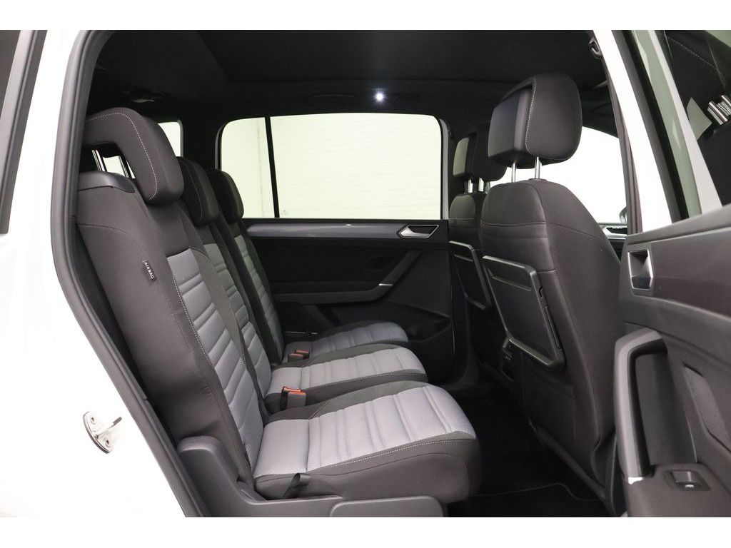 Volkswagen Touran 2025