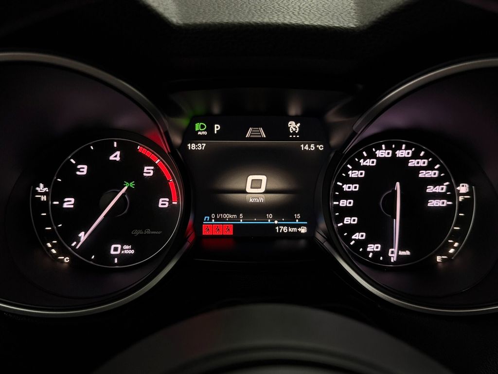 Alfa Romeo Stelvio 2022