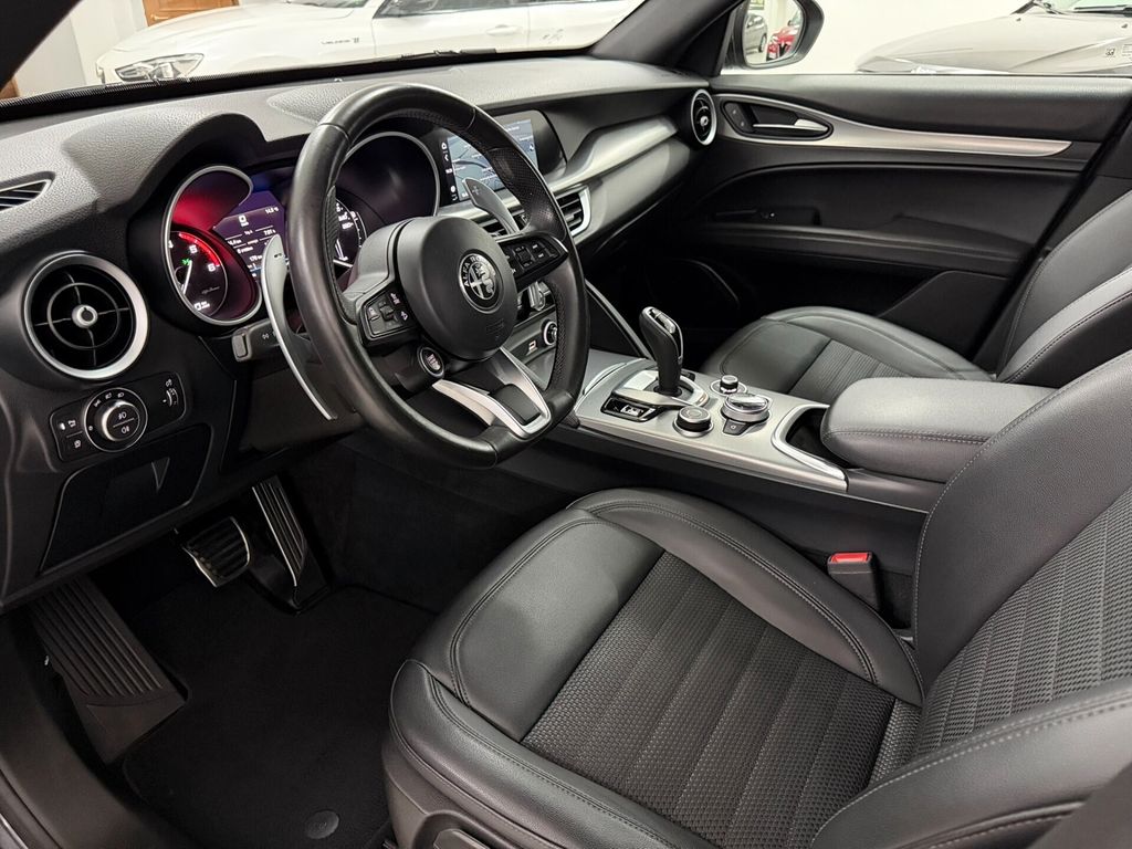 Alfa Romeo Stelvio 2022