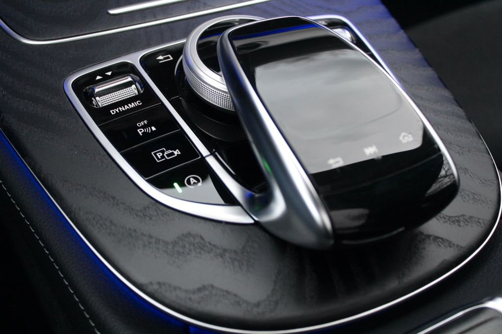 Mercedes-Benz E 300 2020