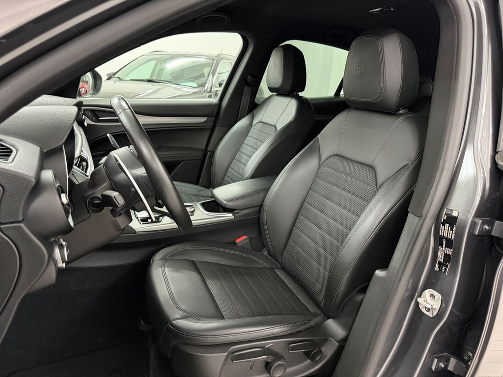 Alfa Romeo Stelvio 2022