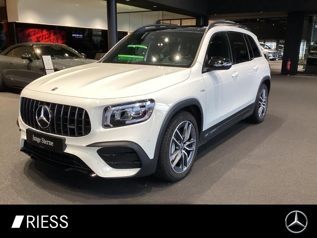 Mercedes-Benz GLB 35 AMG 2022