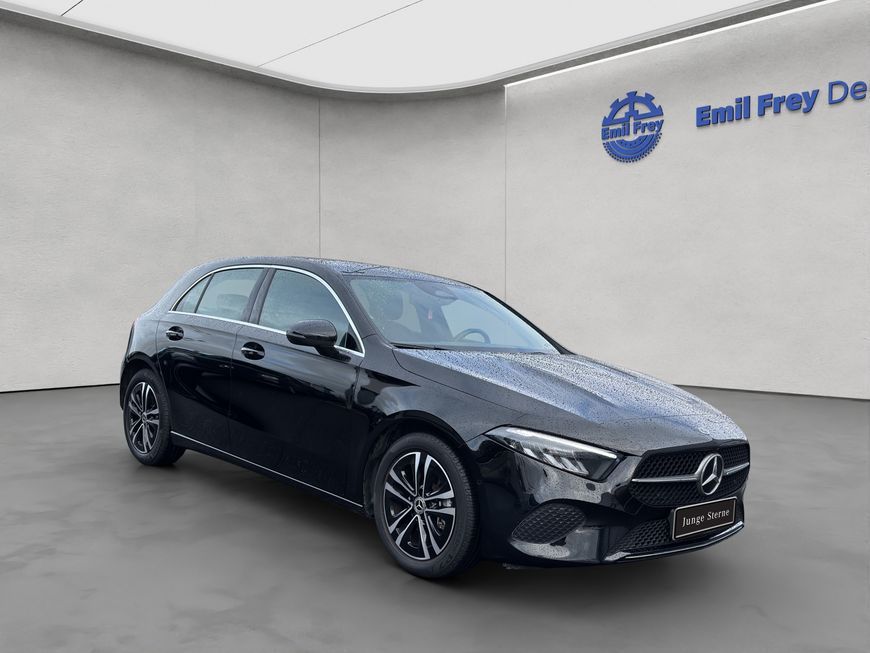 Mercedes-Benz A 180 2025