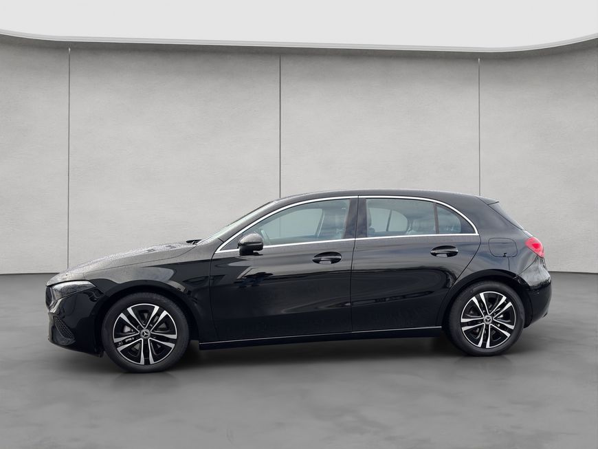 Mercedes-Benz A 180 2025