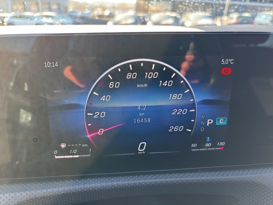 Mercedes-Benz A 180 2025