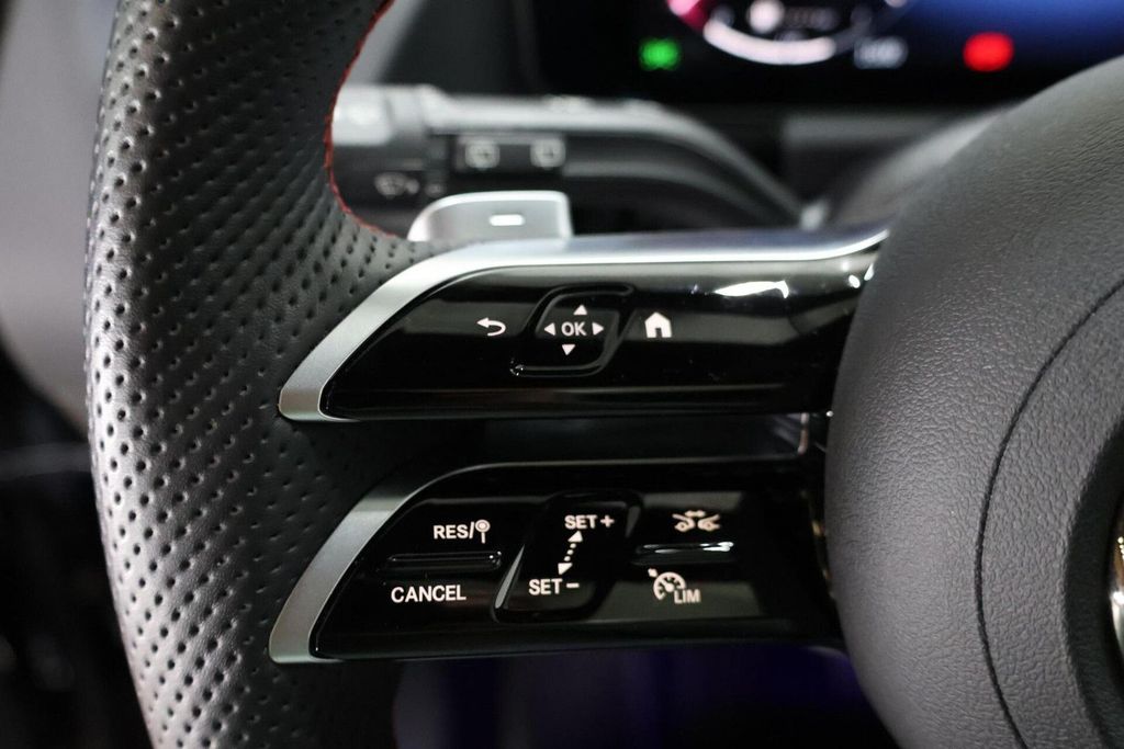 Mercedes-Benz GLA 200 2025