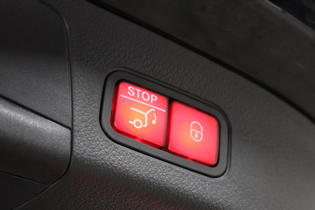 Mercedes-Benz GLA 200 2025